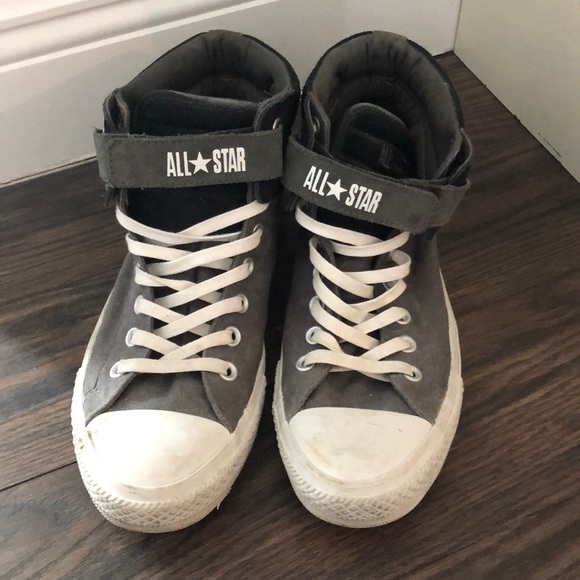 Size 9/11 Grey and Black Hi Top Converse - Picture 4 of 6